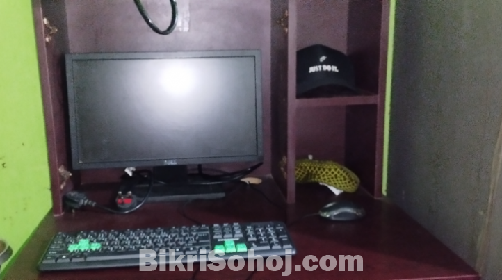 টেবিল কম্পিউটার টেবিল